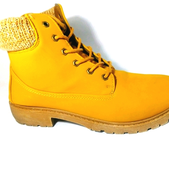 Rouge ankle boots 😍 - Picture 4 of 14